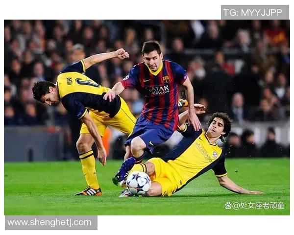 卷发足球明星引领潮流 场上风采与场外时尚完美融合